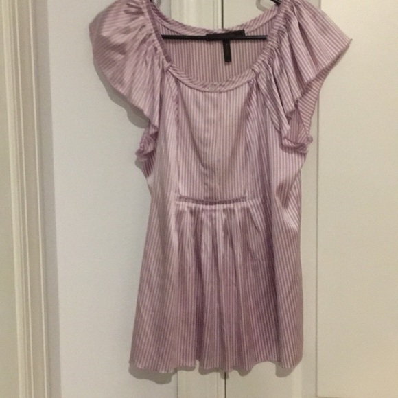 BCBG top XS , minimally worn, - Picture 2 of 4